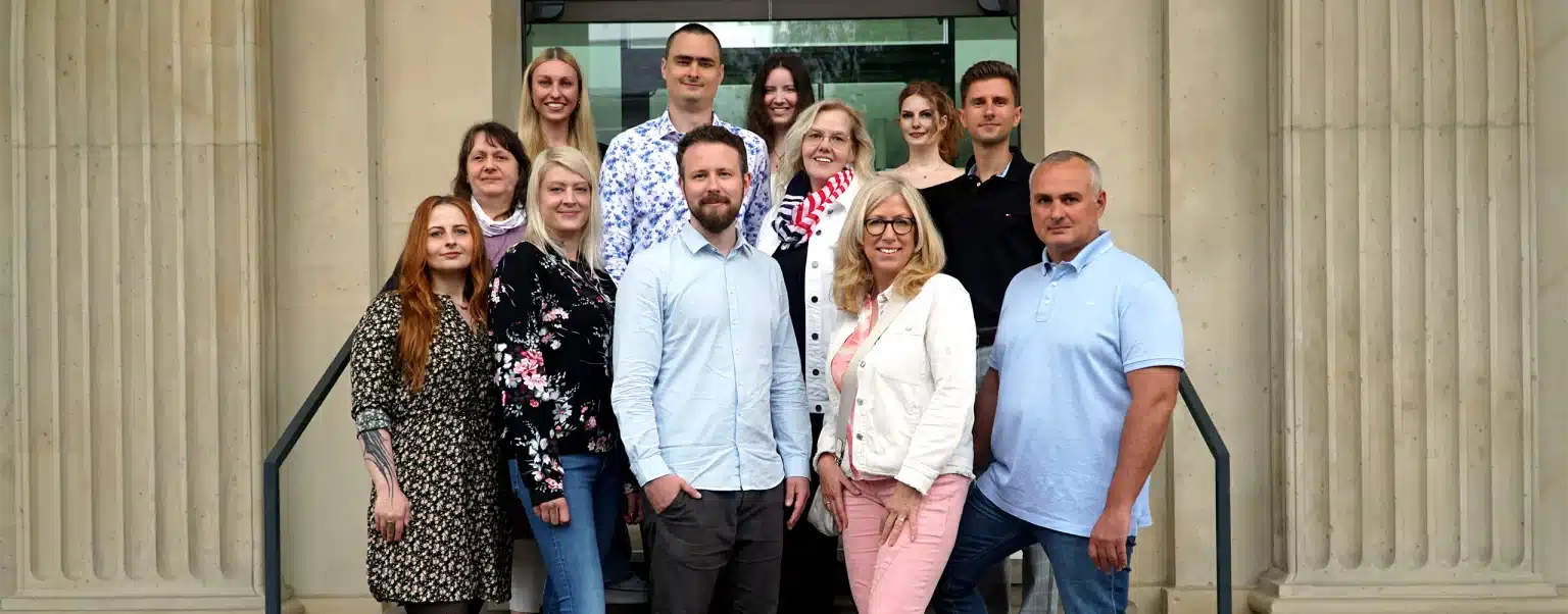 alt="Unser Pflegeteam vom Intensivpflegedienst Horizont"